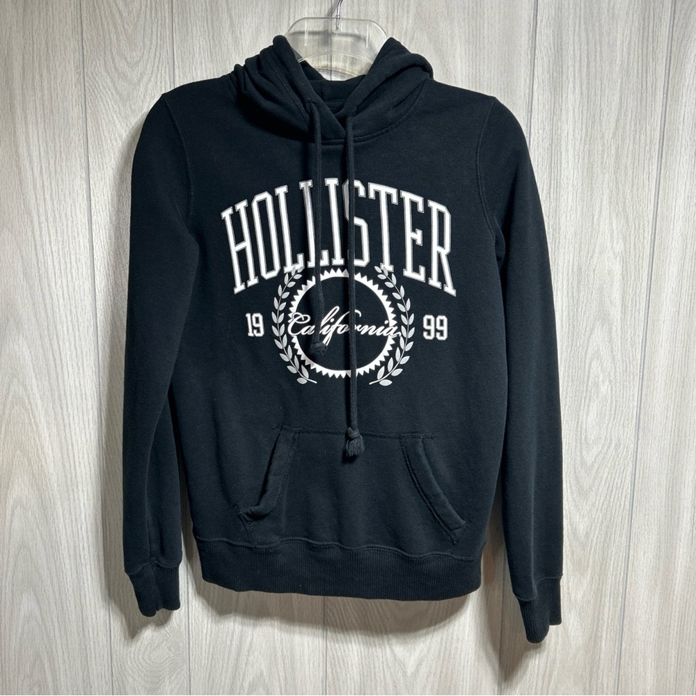 Hollister California Black Hoodie Size XS White And Gray Graphics